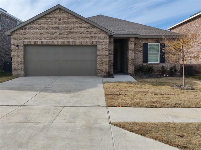 Foto principal - 10356 Holy Cross Ln