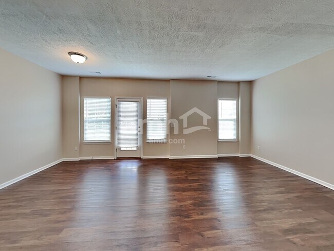 Foto del edificio - 5929 Marsh Cir