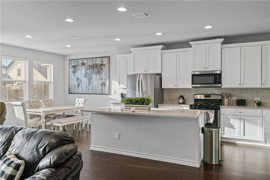 Foto principal - 158 Yellowbark St