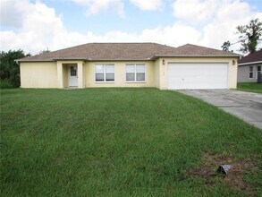 Building Photo - 4565 Fairlane Dr