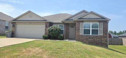 Building Photo - 1195 Meadows Edge Dr
