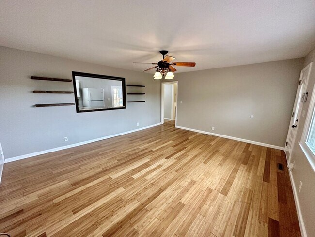 Foto del edificio - 112 Fairwood St