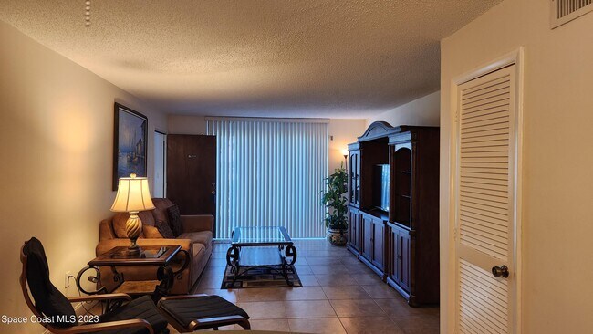 Building Photo - 2700 N Hwy A1A