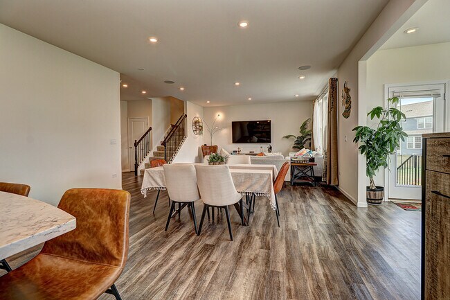 Foto del edificio - 24541 W Cardinal Point