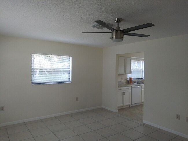 Living Room - 1029 10th St NW
