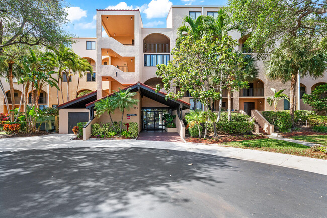 Foto del edificio - 755 Dotterel Rd