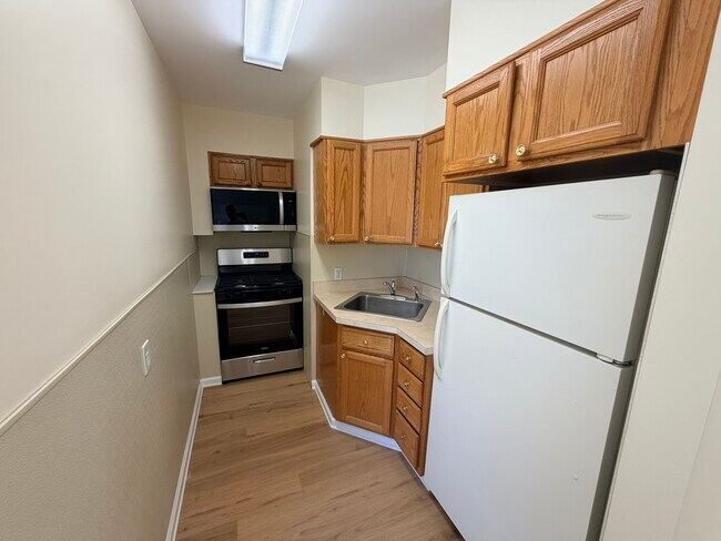 Foto del edificio - 14 Oakwood Ave