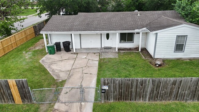 Foto del edificio - 5103 Willow Glen Dr