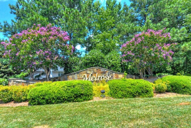 Building Photo - Mathews 3br/2.5bth Corner Unit Townhome