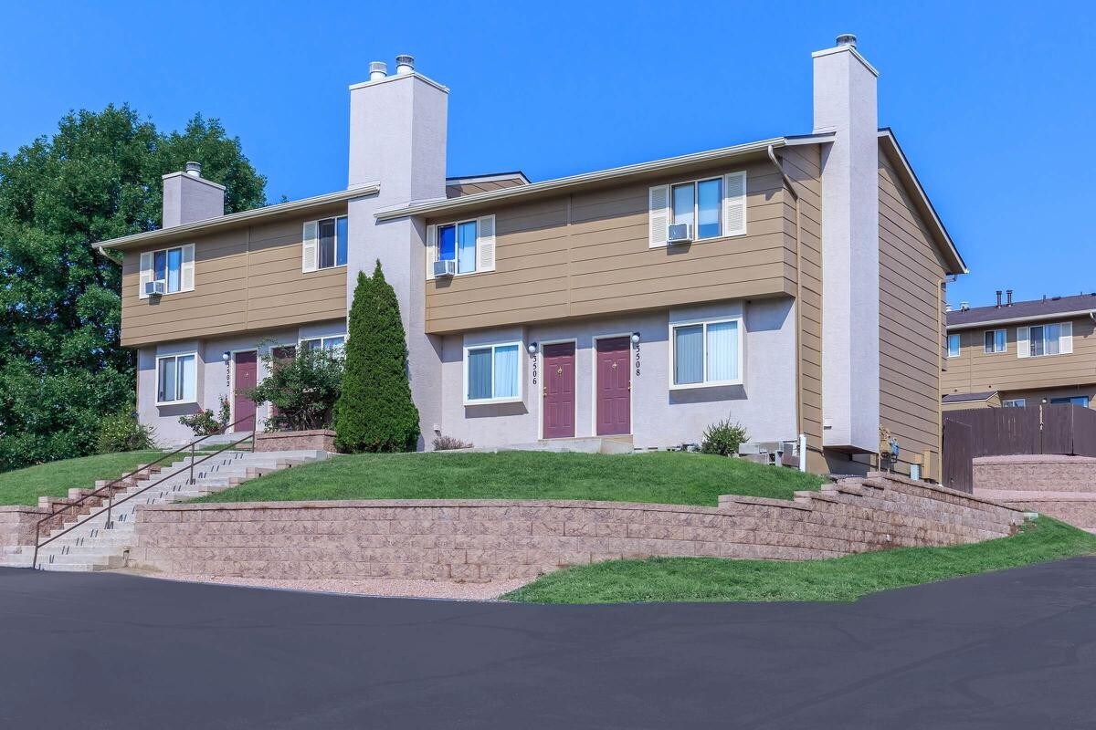 Foto principal - Woodside Apartment Homes