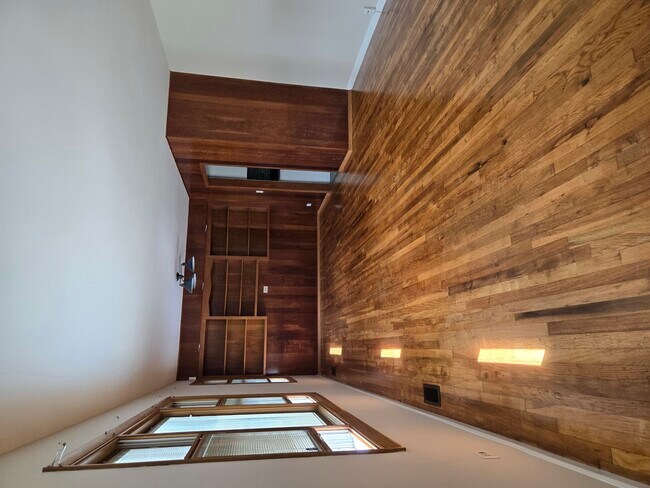 Foto del edificio - 220 Kingman Ln