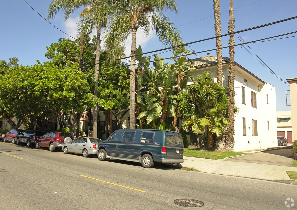 Foto del edificio - 1424-38 Gardner Street,