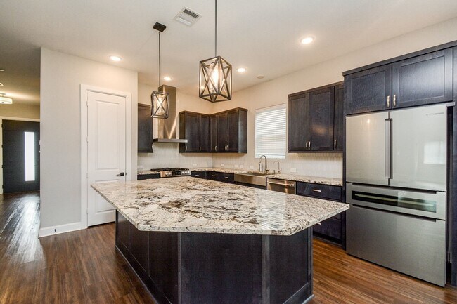 Foto del edificio - 2902 Tanager Trace