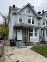 Building Photo - 400 High St