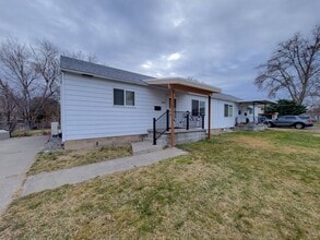 Building Photo - 1218 McPherson Ave