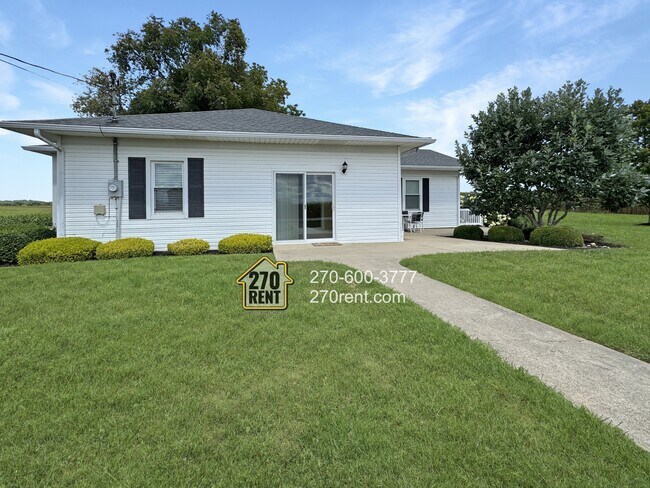 Foto del edificio - 3196 Big Spring Rd