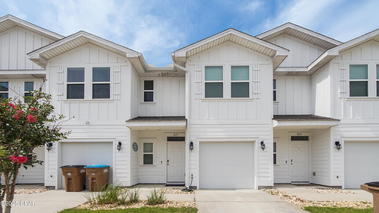 Foto principal - 7675 Shadow Lake Dr