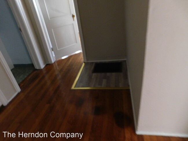 Foto del edificio - 2 br, 1 bath House - 404 E. Moore Street