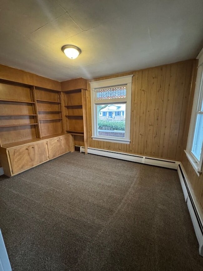 Foto del edificio - 1303 St Marys Ave