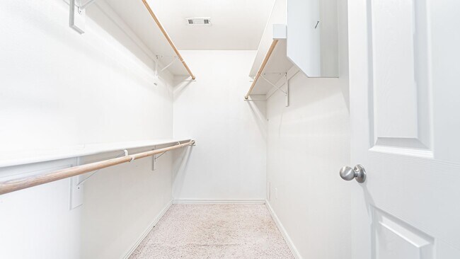 Building Photo - Jones - 261-263 Copper Oaks Dr