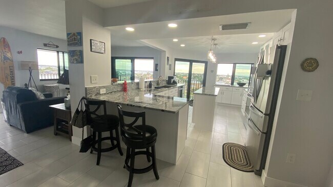 Foto del edificio - 240 Sand Key Estates Dr