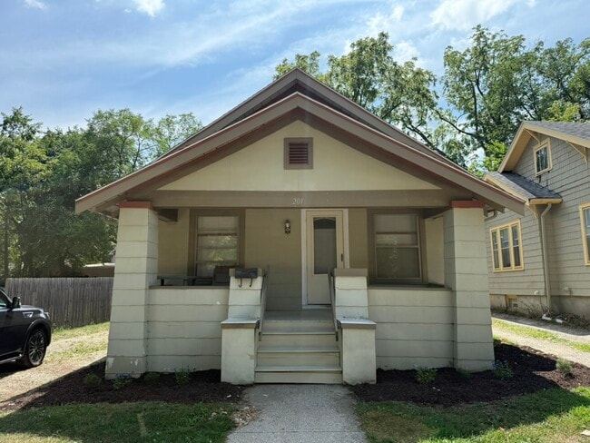 Photo - 201 Koch Ave House