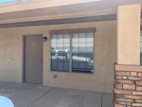 Building Photo - 1521 Arizona Dr