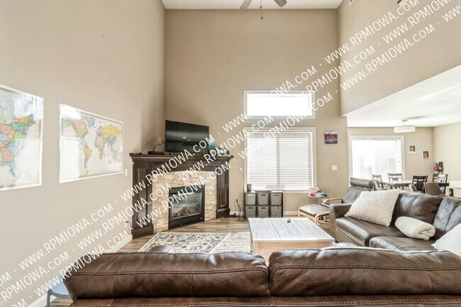 Foto del edificio - 2227 NW Chapel Ln