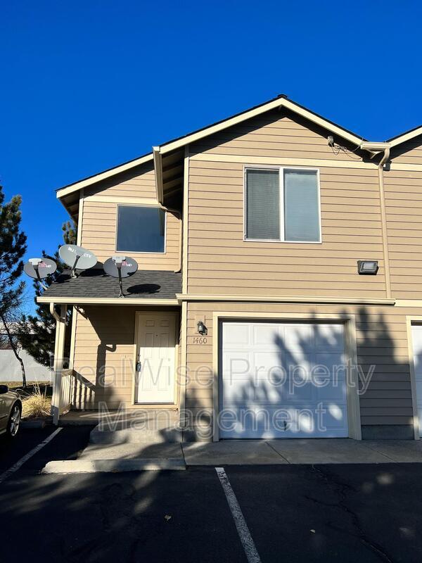1460 SW 16th St, Redmond, OR 97756 Townhome Rentals in Redmond OR