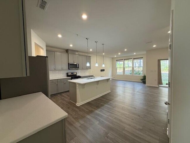 Photo - 1216 Grenshaw Dr Townhome