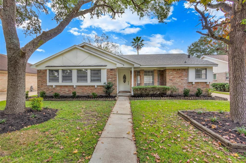 Foto principal - 1811 Quail Valley E Dr