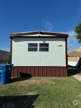Building Photo - 2111 W Austin St
