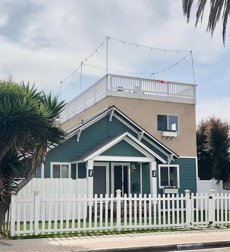 215 Evergreen Apartment for Rent in Imperial Beach, CA