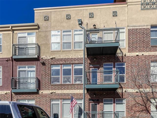 Building Photo - 10176 Park Meadows Dr