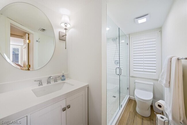 Building Photo - 5944 Chanteclair Dr