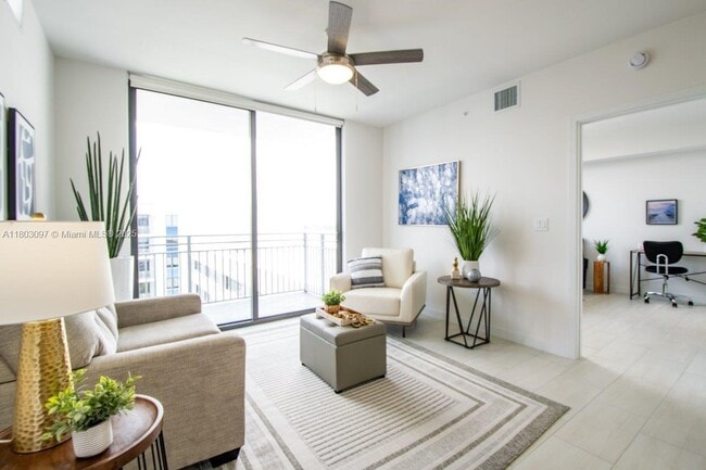 Foto del edificio - 3645 NW 36th St