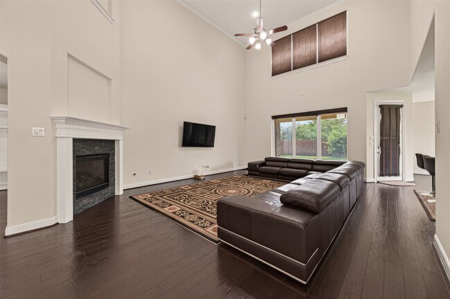 Foto del edificio - 4002 Dogwood Canyon Ln