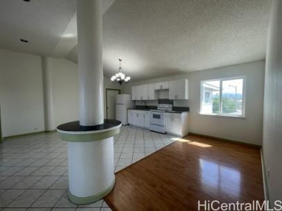 Foto del edificio - 94-472-472 Kipou St