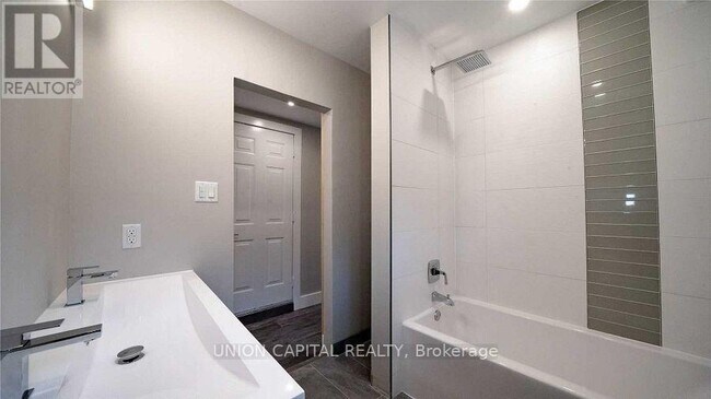 Photo du bâtiment - 37 Roughley St