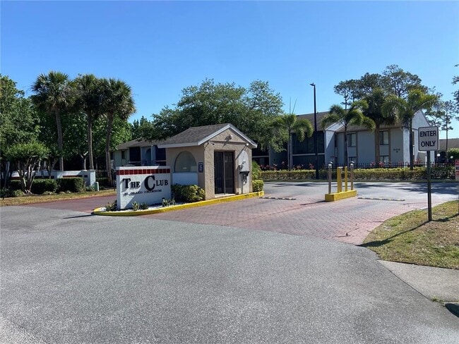 Foto del edificio - 954 Courtyard Ln