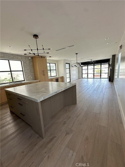 Foto del edificio - 230 2nd St