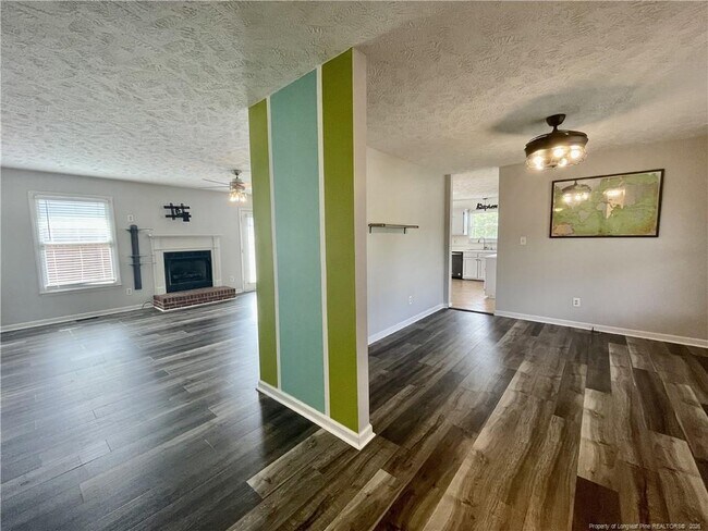 Foto del edificio - 5723 Kingstree Dr