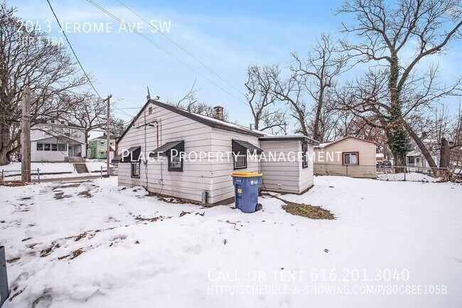 Building Photo - 2043 Jerome Ave SW