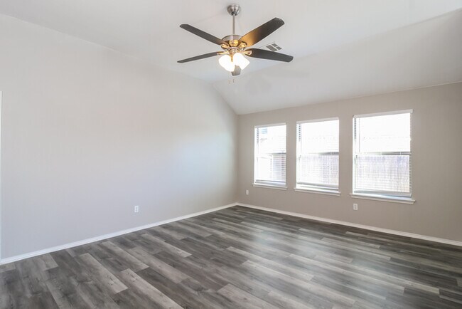 Building Photo - 1203 Toledo Bend Dr