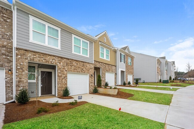 Building Photo - Fantastic 3bd/2ba home! Let yourself in!