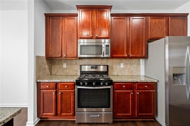 Building Photo - 3538 Village Enclave Ln