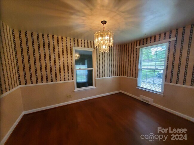 Foto del edificio - 3435 Sudbury Rd