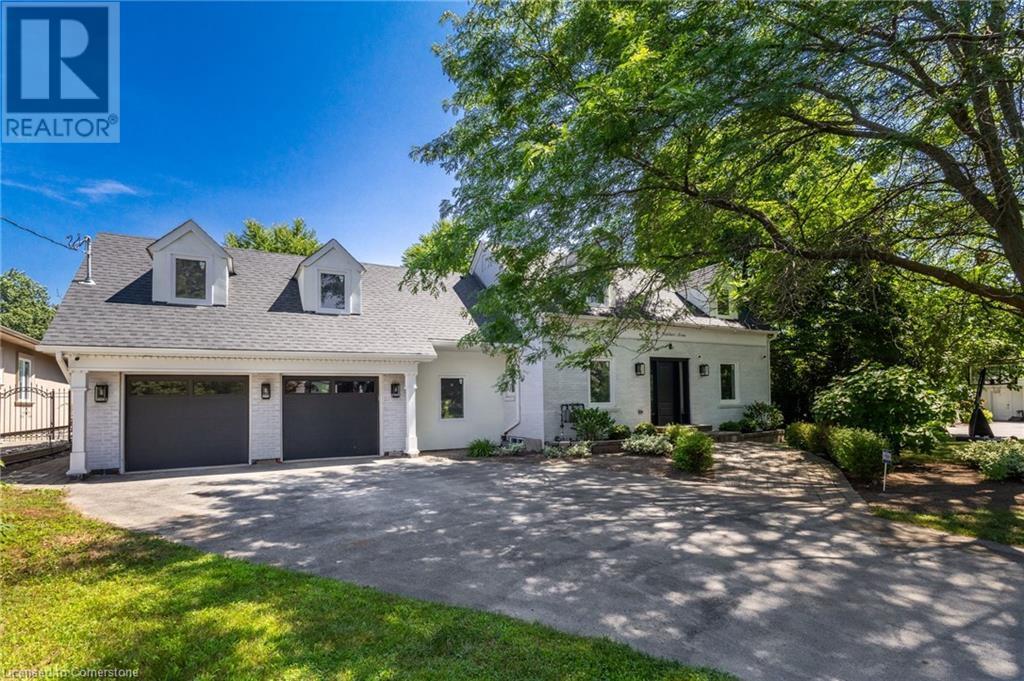 Photo principale - 349 Maplehurst Ave
