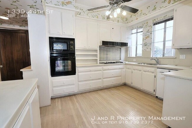 Foto del edificio - 3/4 bed 4 bath fab 40s