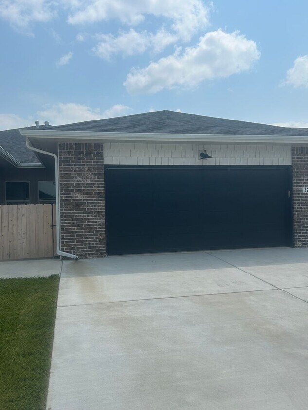 Foto principal - 12467 Blanford St